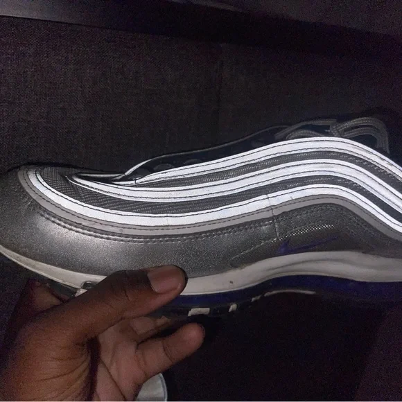 Wore a couple of times still in good condition - Picture 2 of 2